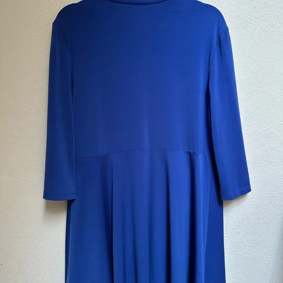 Elegant Blue Women's Cardigan - Picture 2 of 2